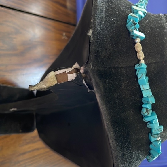 Turquoise Necklace - Picture 6 of 8